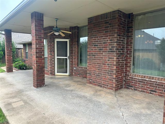 8809 NW 116th Terrace, Oklahoma City, OK 73162