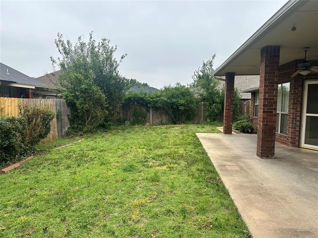 8809 NW 116th Terrace, Oklahoma City, OK 73162
