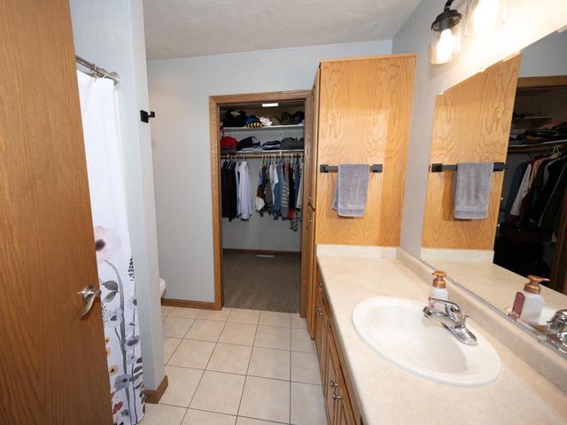 428 W ELM DRIVE, Little Chute, WI 54140