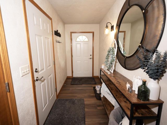 428 W ELM DRIVE, Little Chute, WI 54140