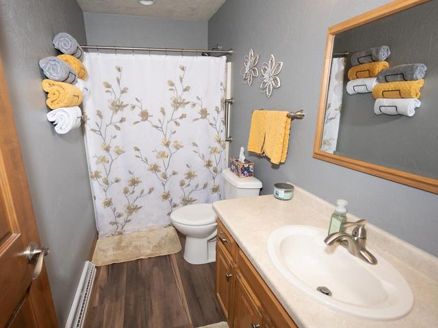 428 W ELM DRIVE, Little Chute, WI 54140