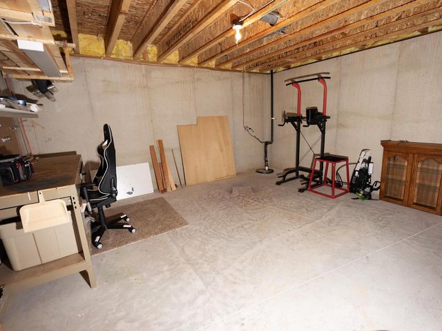 428 W ELM DRIVE, Little Chute, WI 54140