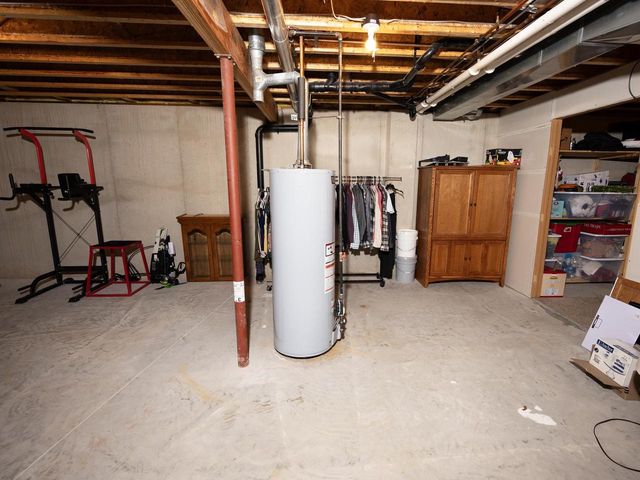 428 W ELM DRIVE, Little Chute, WI 54140