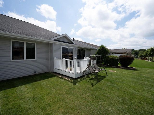 428 W ELM DRIVE, Little Chute, WI 54140