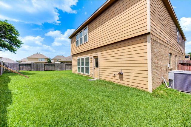 14927 Vinegrove Falls Court, Cypress, TX 77433