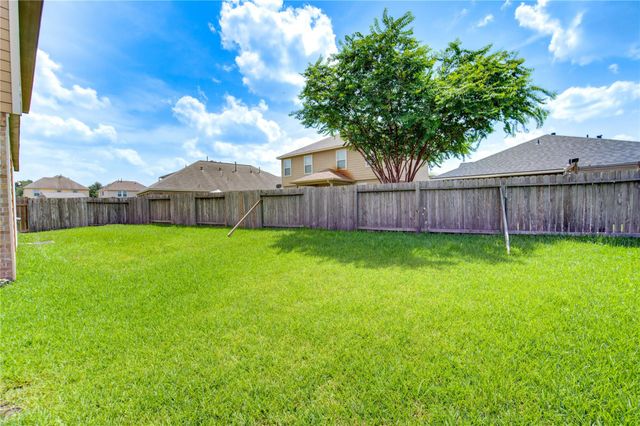 14927 Vinegrove Falls Court, Cypress, TX 77433