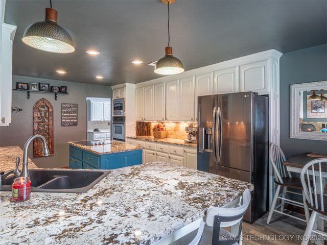 902 Village Boulevard, Mcalester, OK 74501