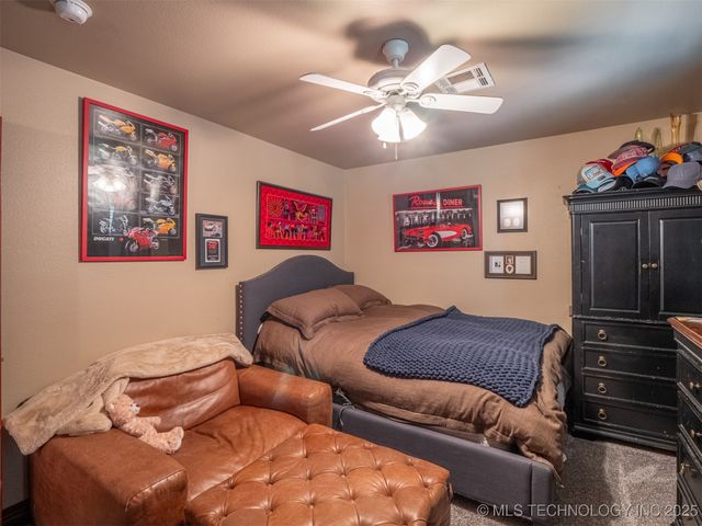 902 Village Boulevard, Mcalester, OK 74501