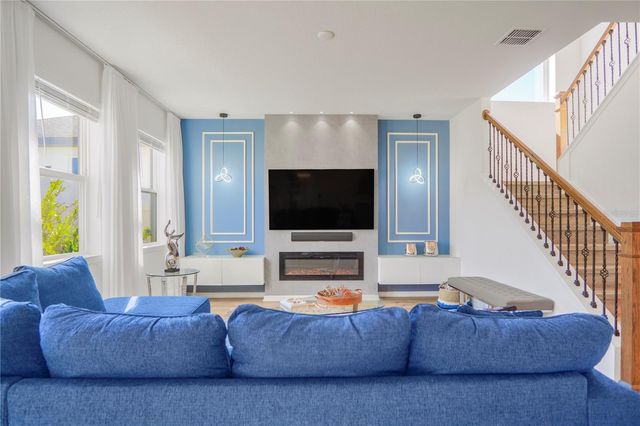 2045 SUWANNEE BANKS STREET, Clermont, FL 34711