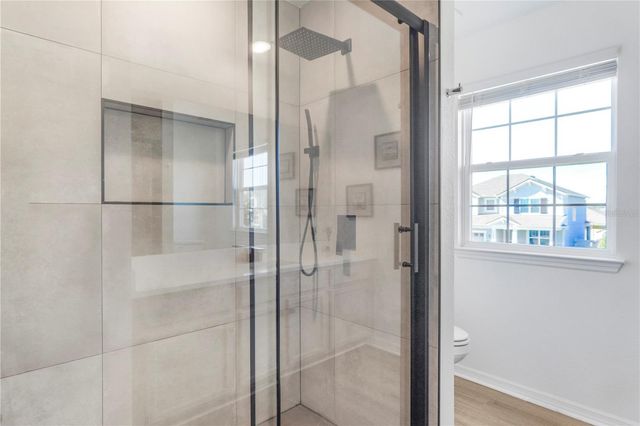 2045 SUWANNEE BANKS STREET, Clermont, FL 34711