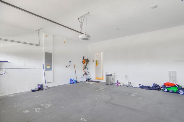 2045 SUWANNEE BANKS STREET, Clermont, FL 34711