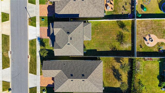 2045 SUWANNEE BANKS STREET, Clermont, FL 34711