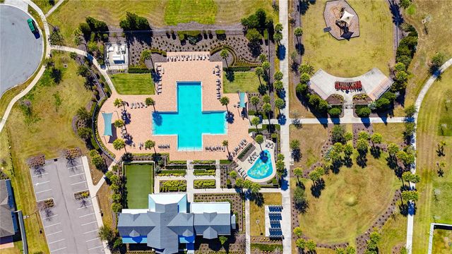 2045 SUWANNEE BANKS STREET, Clermont, FL 34711