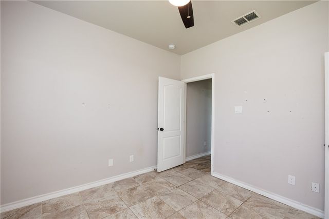 2 Willow Bend St, Corpus Christi, TX 78413