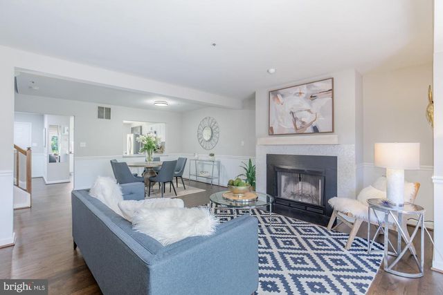 16 ROCKCREST CIR, Rockville, MD 20851