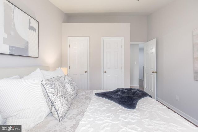16 ROCKCREST CIR, Rockville, MD 20851