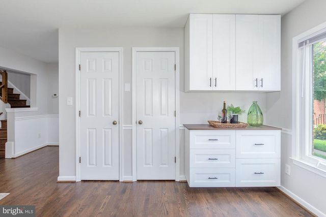16 ROCKCREST CIR, Rockville, MD 20851