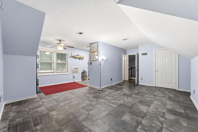 1514 Country Club Drive, Crosby, TX 77532