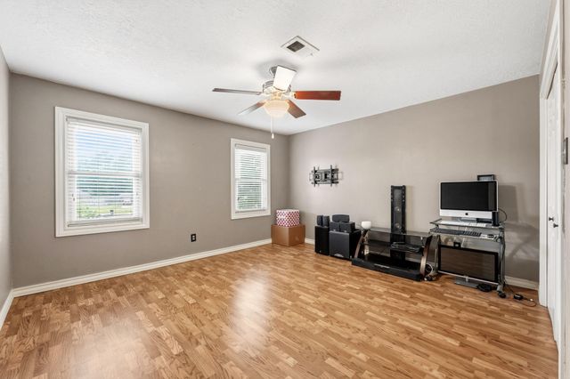 1514 Country Club Drive, Crosby, TX 77532