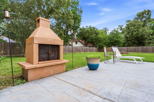 1514 Country Club Drive, Crosby, TX 77532