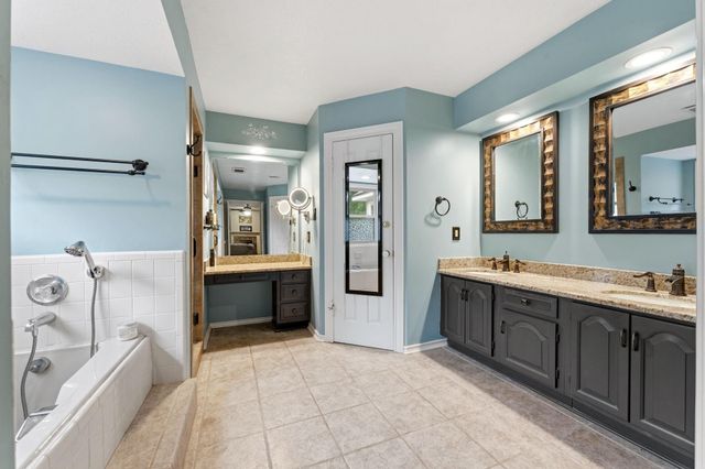1514 Country Club Drive, Crosby, TX 77532