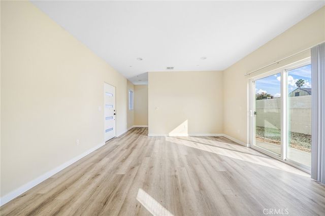 1002 E 33rd Street 3, Los Angeles, CA 90011