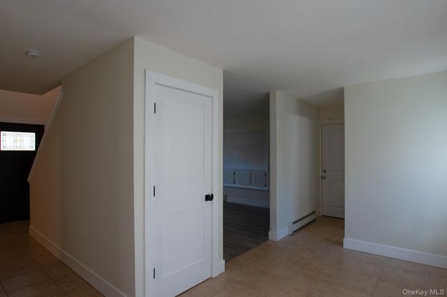 80 Queen Road, Mastic Beach, NY 11951