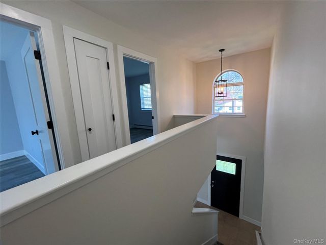 80 Queen Road, Mastic Beach, NY 11951