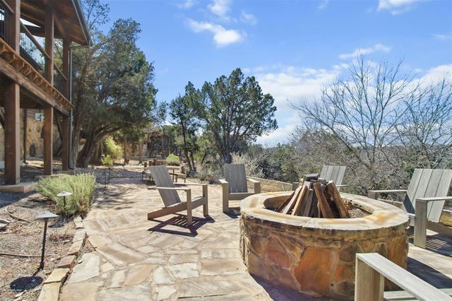 18852 Hidden Ridge PL, Jonestown, TX 78645