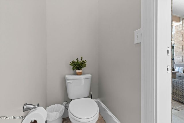 5976 Gum Branch Road, Jacksonville, NC 28540