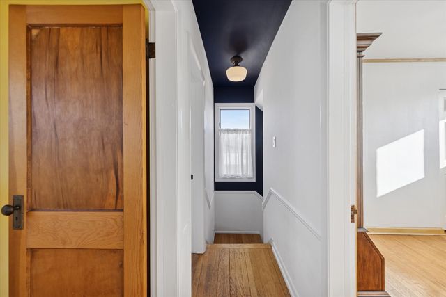 275 W North Avenue, Elmhurst, IL 60126