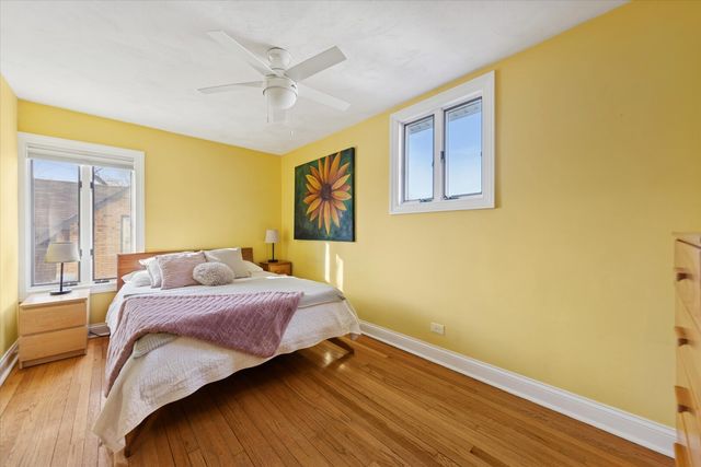 275 W North Avenue, Elmhurst, IL 60126