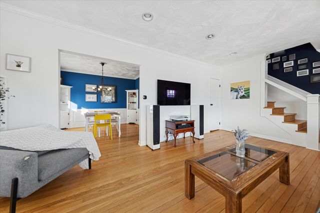 275 W North Avenue, Elmhurst, IL 60126