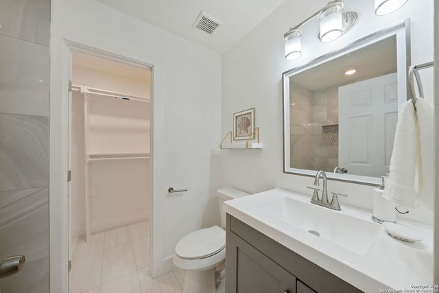 235 Wainwright, San Antonio, TX 78211