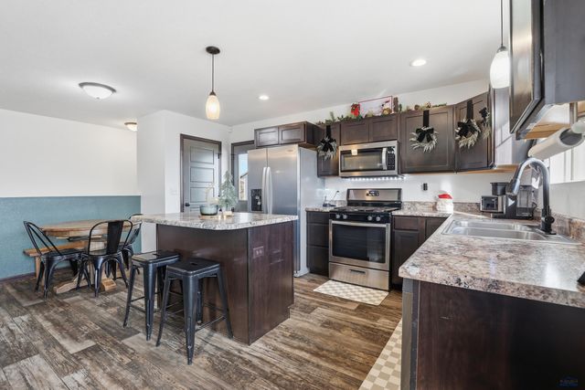 643 BOSWELL BLVD, Box Elder, SD 57719