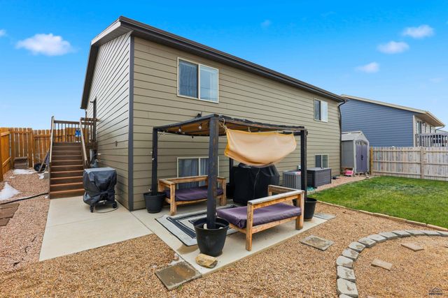 643 BOSWELL BLVD, Box Elder, SD 57719