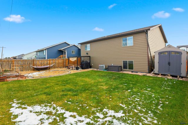 643 BOSWELL BLVD, Box Elder, SD 57719