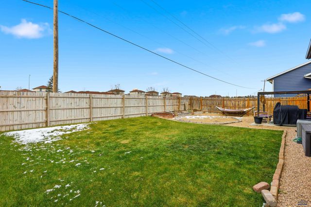 643 BOSWELL BLVD, Box Elder, SD 57719