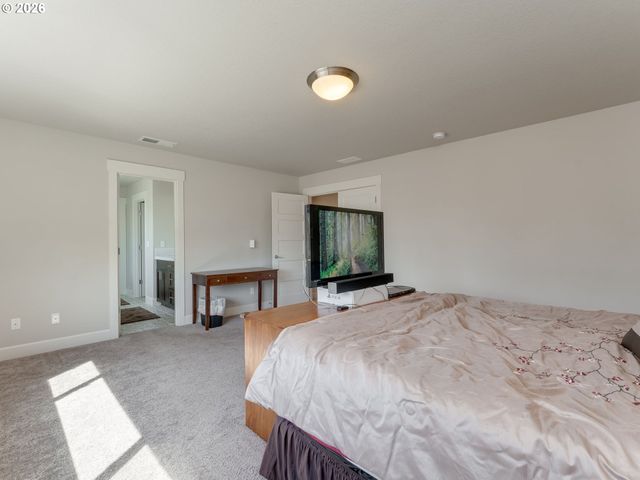 2262 WINDSTREAM St, Forest Grove, OR 97116