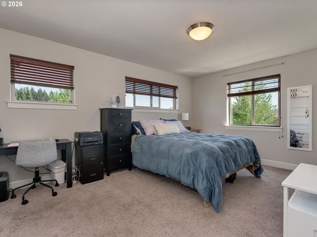 2262 WINDSTREAM St, Forest Grove, OR 97116