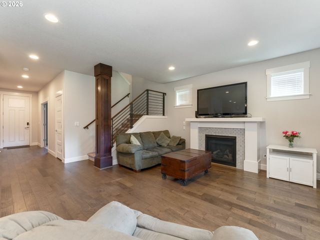 2262 WINDSTREAM St, Forest Grove, OR 97116