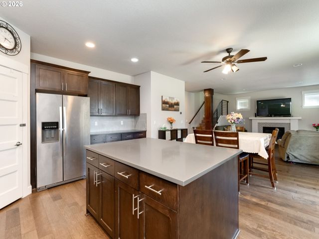 2262 WINDSTREAM St, Forest Grove, OR 97116