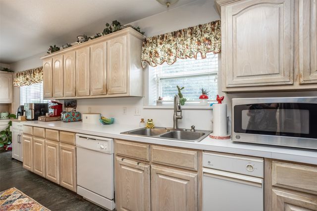 8770 Rector Road, Sanger, TX 76266