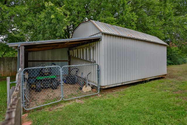 8770 Rector Road, Sanger, TX 76266