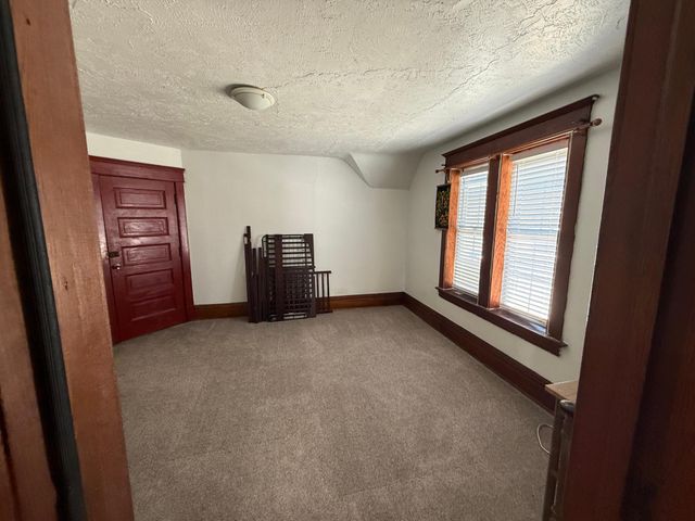 588 York Avenue, Saint Paul, MN 55130