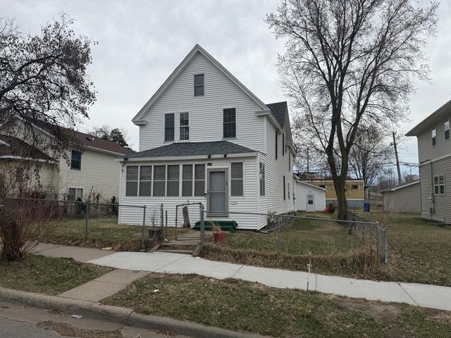 588 York Avenue, Saint Paul, MN 55130