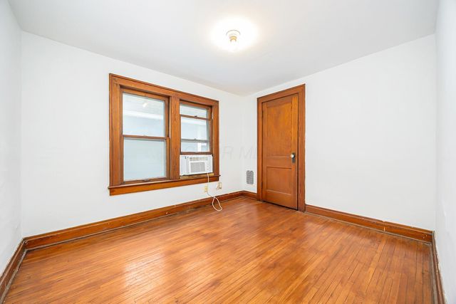 187 W Pacemont Road, Columbus, OH 43202
