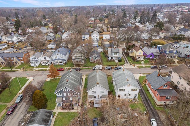 187 W Pacemont Road, Columbus, OH 43202