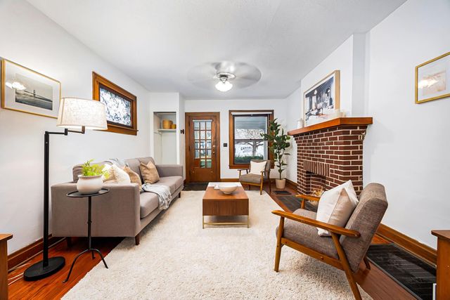 187 W Pacemont Road, Columbus, OH 43202