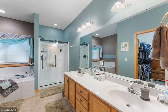 7442 Hidden Valley Lane S, Cottage Grove, MN 55016